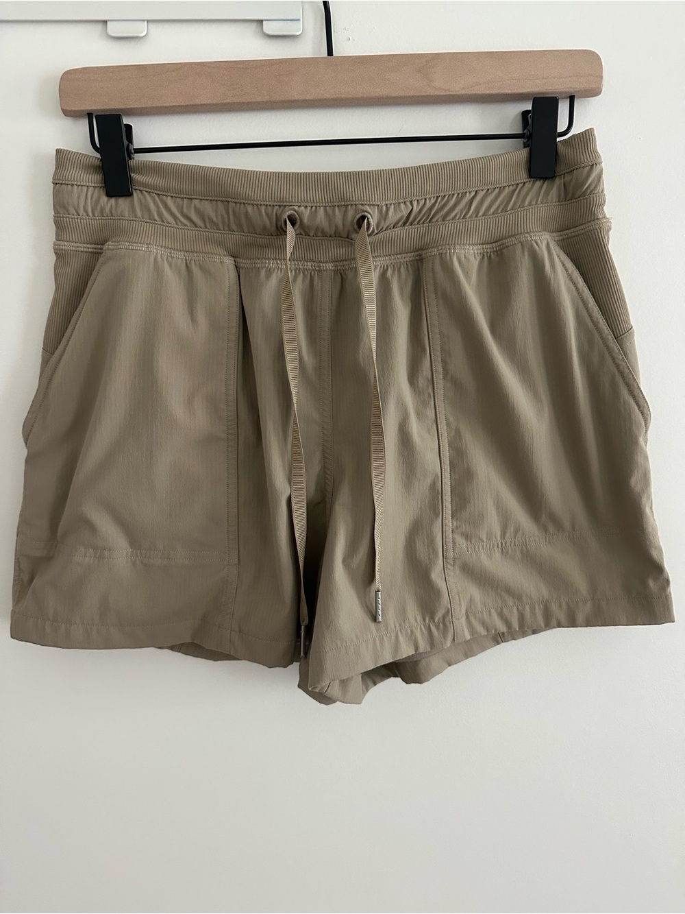 lululemon dance studio high rise 3.5” short